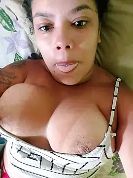 biancaalvess online show from February 2026 12:04:01 PM