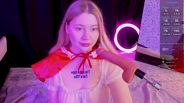 Lillie Berry online show from November 2025 04:56:01 AM