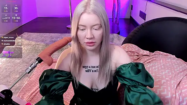 Lillie Berry online show from March 2026 05:12:01 AM