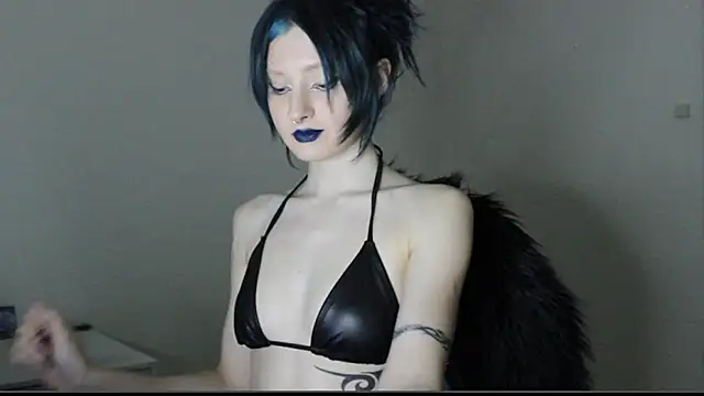 midnightsiren777 online show from March 2026 09:43:02 PM