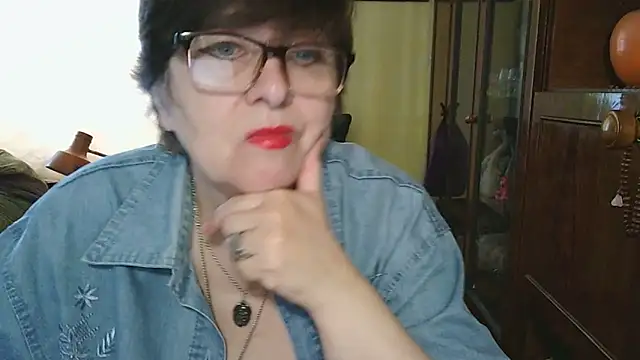 VeronicaGold511 online show from May 2026 08:25:02 AM