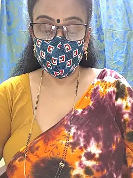 sweet-lotus online show from December 2025 03:45:01 PM