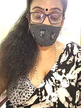 sweet-lotus online show from November 2025 11:37:02 AM