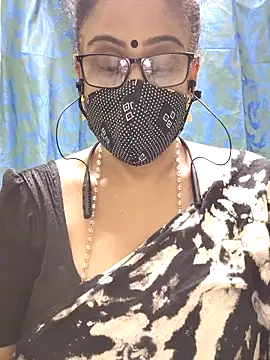 sweet-lotus online show from November 2025 05:39:02 PM