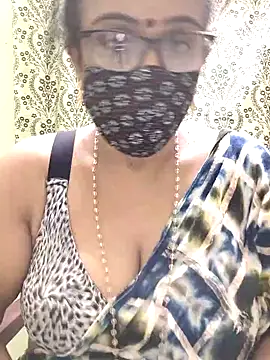 sweet-lotus online show from September 2025 05:19:02 PM