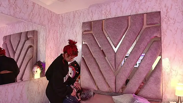 redd pandaa online show from October 2025 03:27:02 AM