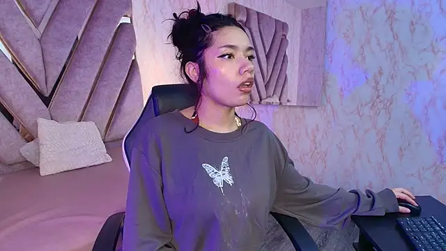 redd pandaa online show from May 2026 03:01:02 AM
