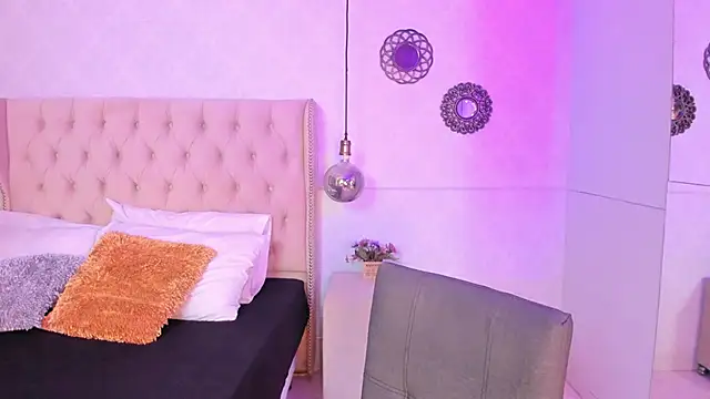 Tatihornyy online show from September 2025 11:17:02 AM