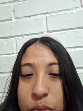 lupittta online show from October 2025 05:58:01 PM