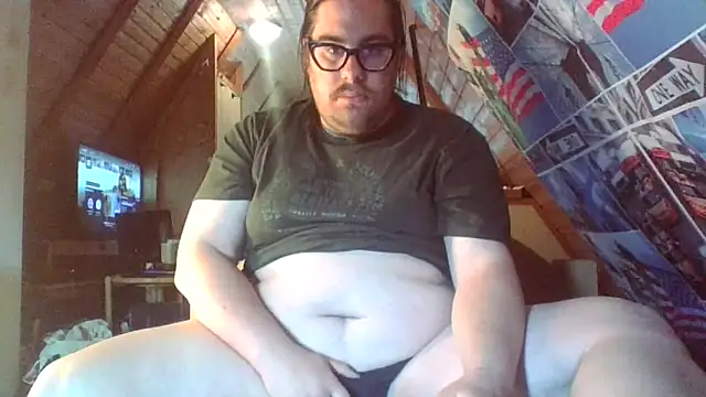chubbyDavid1998 online show from April 2026 12:30:01 PM