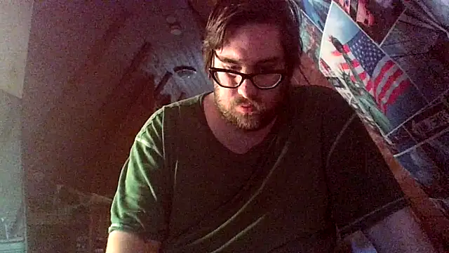 chubbyDavid1998 online show from October 2025 01:43:01 PM