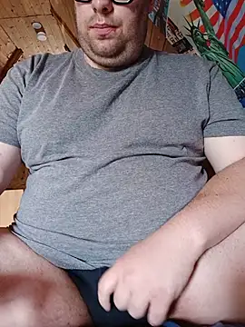 chubbyDavid1998 online show from May 2026 12:27:02 PM