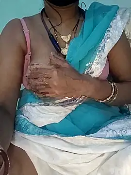 Snapshot of Hotty-Monaa chatting on September 2025 05:13:01 PM Hotty-Monaa online show from September 2025 05:13:01 PM