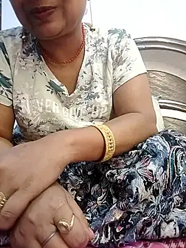 Cute-Janvi20 online show from September 2025 06:23:01 PM