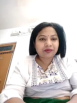 Snapshot of Cute-Janvi20 chatting on May 2026 06:04:02 PM Cute-Janvi20 online show from May 2026 06:04:02 PM