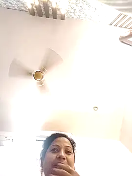Cute-Janvi20 online show from October 2025 07:37:01 PM