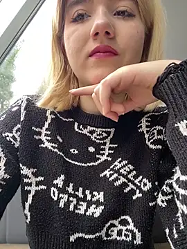 Snapshot of Cherry___Blossom chatting on September 2025 10:07:01 AM Cherry Blossom online show from September 2025 10:07:01 AM