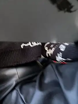 Snapshot of Cherry___Blossom chatting on November 2025 09:24:02 AM Cherry Blossom online show from November 2025 09:24:02 AM