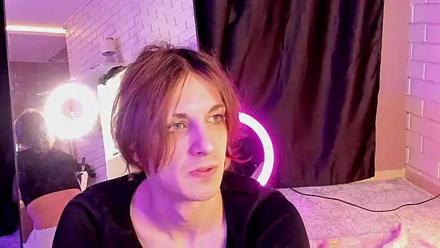 Anjela Botton online show from November 2025 06:19:01 PM