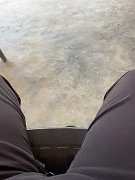 jucydick010887 online show from November 2025 08:29:02 AM