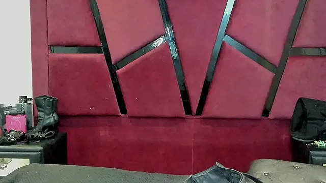 AlliceJelany online show from November 2025 07:40:01 PM