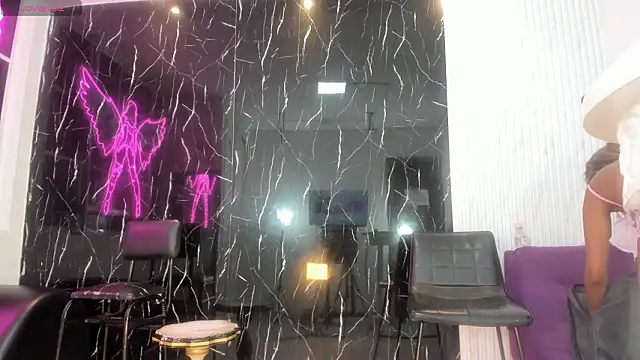 Nini Beyker online show from February 2026 11:56:01 AM