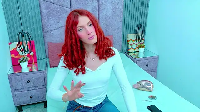 Emma Lodge online show from October 2025 07:59:01 PM