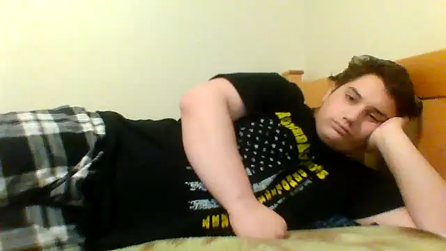 Snapshot of Breyyyyyyyy chatting on October 2025 06:59:02 PM Breyyyyyyyy online show from October 2025 06:59:02 PM