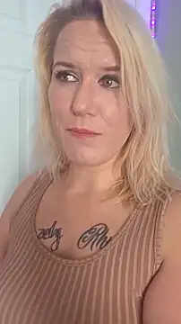 RhondaRump online show from November 2025 05:39:01 PM
