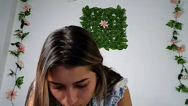 abella-lemus online show from February 2026 04:15:02 PM