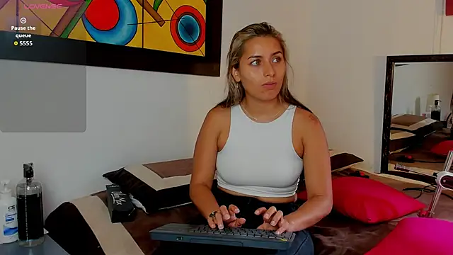 abella-lemus online show from September 2025 01:55:01 PM