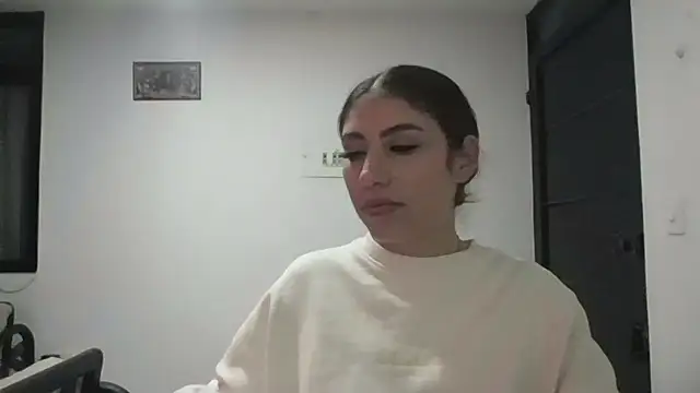 AriaBliss- online show from June 2026 02:42:01 AM