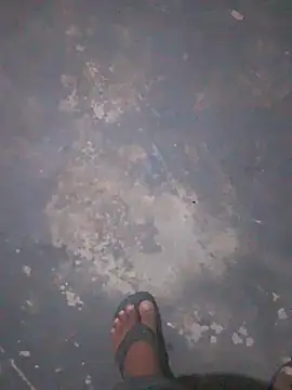 Jhonkkong online show from September 2025 03:35:01 AM