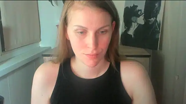JuliaMuuun online show from April 2026 09:20:01 PM