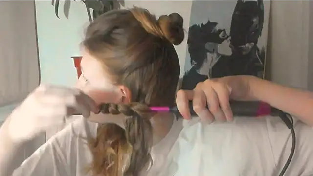 JuliaMuuun online show from March 2026 07:51:01 PM