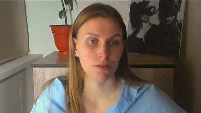 JuliaMuuun online show from March 2026 09:27:01 PM