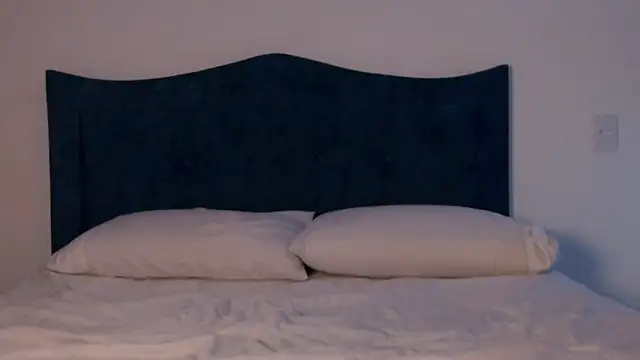 angelinhaaa online show from December 2025 02:30:02 PM