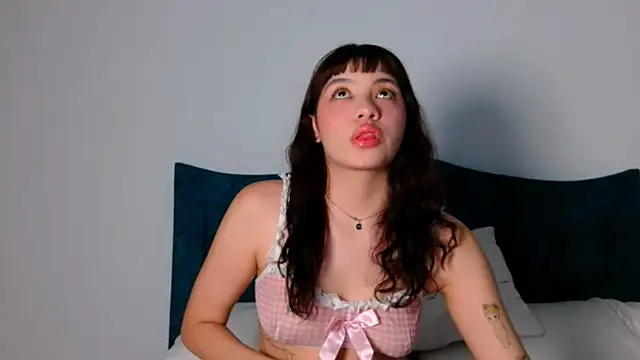 Snapshot of angelinhaaa chatting on September 2025 04:08:01 AM angelinhaaa online show from September 2025 04:08:01 AM