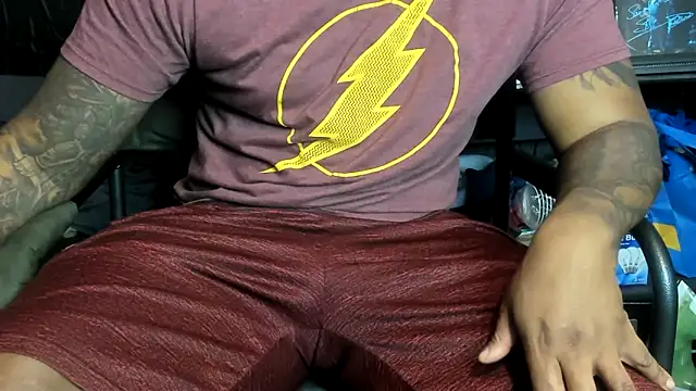 Snapshot of Phillydick9 chatting on February 2025 05:26:02 AM Phillydick9 online show from February 2025 05:26:02 AM