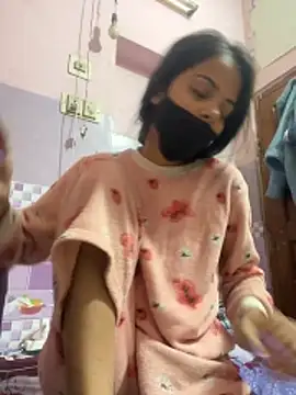 Snapshot of Sandhya_77 chatting on November 2025 05:41:01 AM Sandhya 77 online show from November 2025 05:41:01 AM