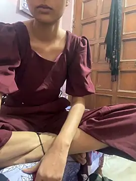 Snapshot of Sandhya_77 chatting on November 2025 05:50:01 AM Sandhya 77 online show from November 2025 05:50:01 AM