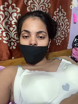 Snapshot of Sandhya_77 chatting on July 2026 06:31:01 AM Sandhya 77 online show from July 2026 06:31:01 AM
