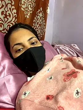 Snapshot of Sandhya_77 chatting on November 2025 06:06:02 AM Sandhya 77 online show from November 2025 06:06:02 AM