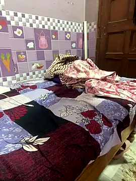 Snapshot of Sandhya_77 chatting on December 2025 05:12:02 AM Sandhya 77 online show from December 2025 05:12:02 AM