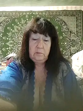 CrystalLime6411 online show from November 2025 10:20:02 PM