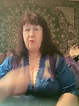 CrystalLime6411 online show from April 2026 02:41:01 PM