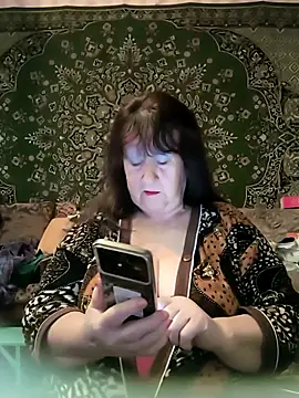 CrystalLime6411 online show from April 2026 03:08:01 PM