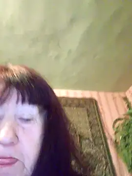 CrystalLime6411 online show from February 2026 10:21:01 PM