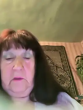 CrystalLime6411 online show from April 2026 11:24:01 AM