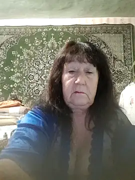 CrystalLime6411 online show from November 2025 06:55:01 PM